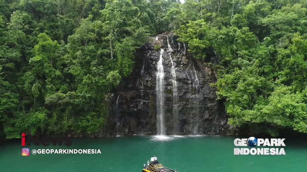 Menikmati Ragam Keindahan Alam di Tanah Jailolo