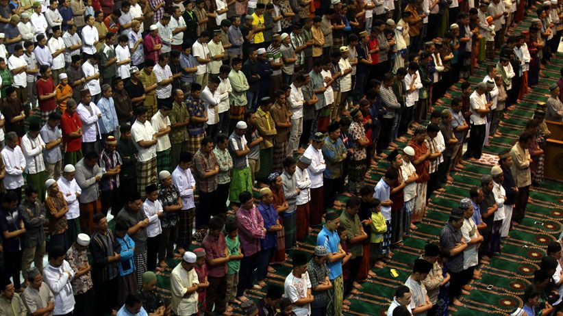 Bacaan Bilal Tarawih dan Witir 23 Rakaat, Arab, Latin, Arti