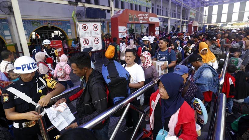 H+3 Lebaran, Masih Ada 25.000 Pemudik Berangkat dari Stasiun Senen