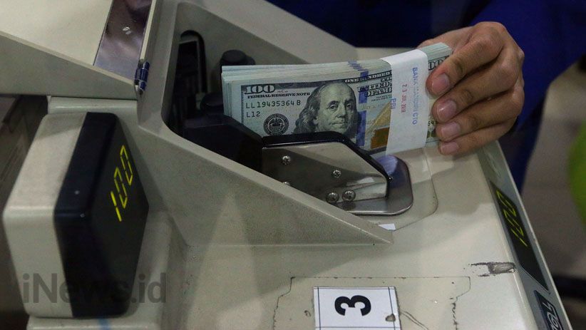 Investor Pilih Aset Tak Berisiko, Kurs Dolar AS Menguat
