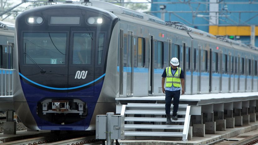 PSBB Transisi, Ini Jam Operasional Transjakarta, MRT, dan LRT