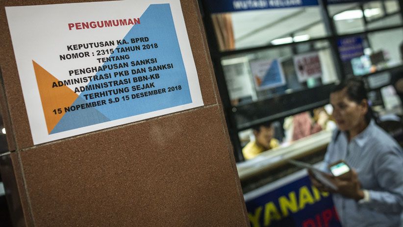 Pemprov DKI Bakal Pasang Sticker di Mobil yang Menunggak Pajak
