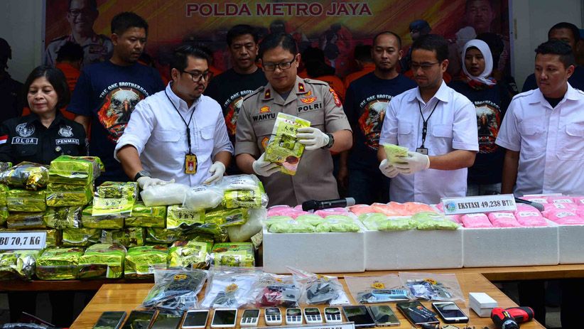 Polda Metro Jaya Ungkap Penyelundupan 70 Kg Sabu dan 49.000 Ekstasi