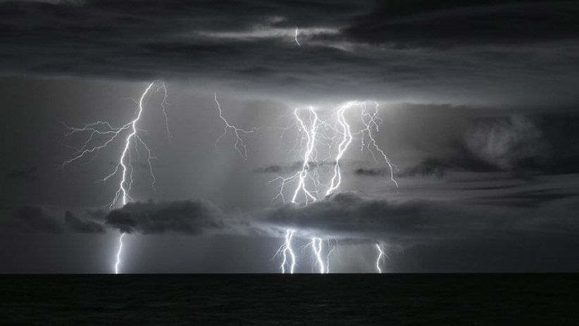 Prakiraan Cuaca Hari Ini: Jakarta Berpotensi Diguyur Hujan Disertai Petir