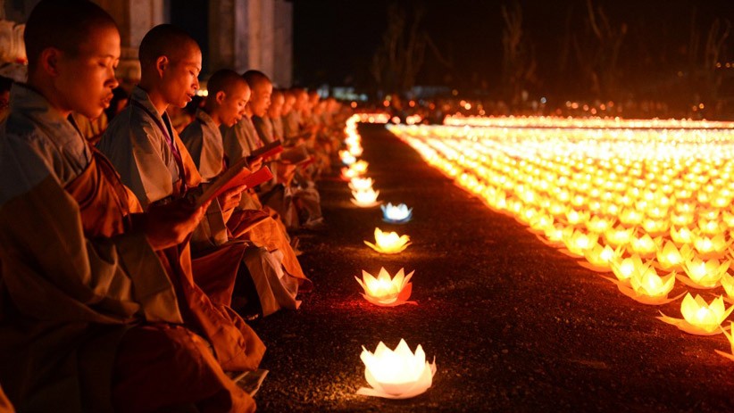 Pandemi Corona, Menag Apresiasi Umat Buddha Gelar Perayaan Waisak Secara Sederhana