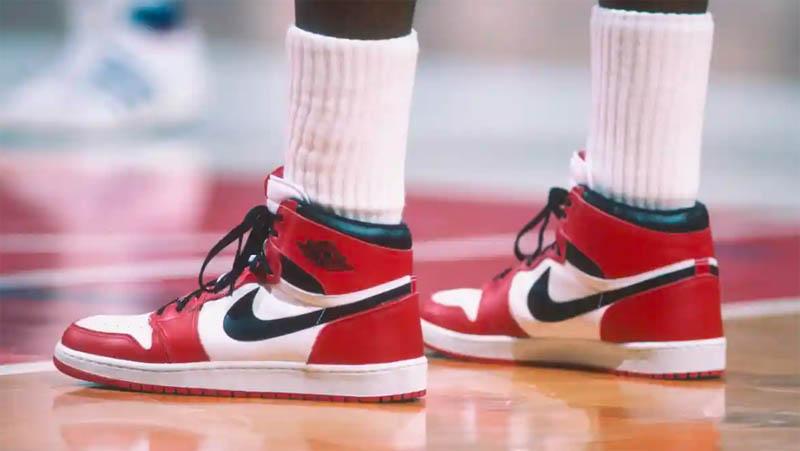 Fantastis Sepatu Jadul Michael Jordan Laku Rp8 3 Miliar