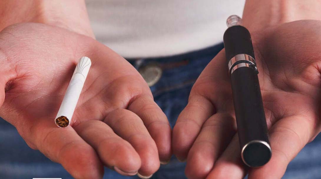 Rokok Vs Vape Lebih Bahaya Mana Begini Penjelasan Pakar Kesehatan