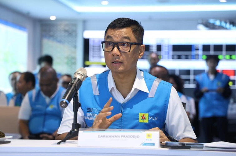 Dirut PLN Minta Maaf usai Listrik Padam Massal di Sumatra Dirut PLN Minta Maaf usai Listrik Padam Massal di Sumatra