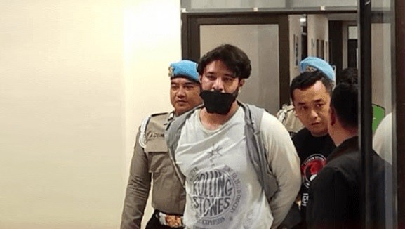 Besok! Ammar Zoni Jalani Sidang Perdana Kasus Narkoba dalam Rutan Besok! Ammar Zoni Jalani Sidang Perdana Kasus Narkoba dalam Rutan
