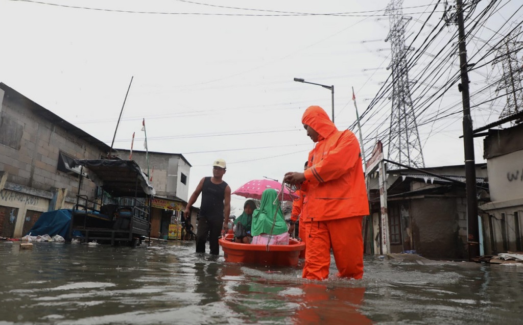 Banjir Rendam 12 RT di Jakarta Pagi Ini, 4 Ruas Jalan Tergenang