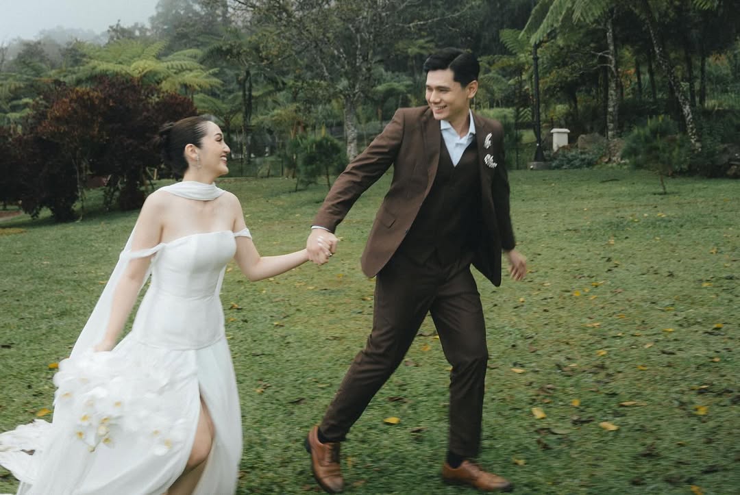 Bongkar Kelakuan Ryan Wijaya setelah Nikah, Ranty Maria Sering Diperangkap dalam Selimut Dikentuti Bongkar Kelakuan Ryan Wijaya setelah Nikah, Ranty Maria Sering Diperangkap dalam Selimut Dikentuti
