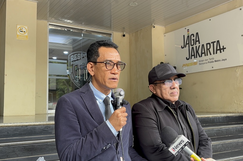 Jokowi Tak Kunjung Hadiri Sidang PN Surakarta, Kubu Roy Suryo: Ini Kan Aneh