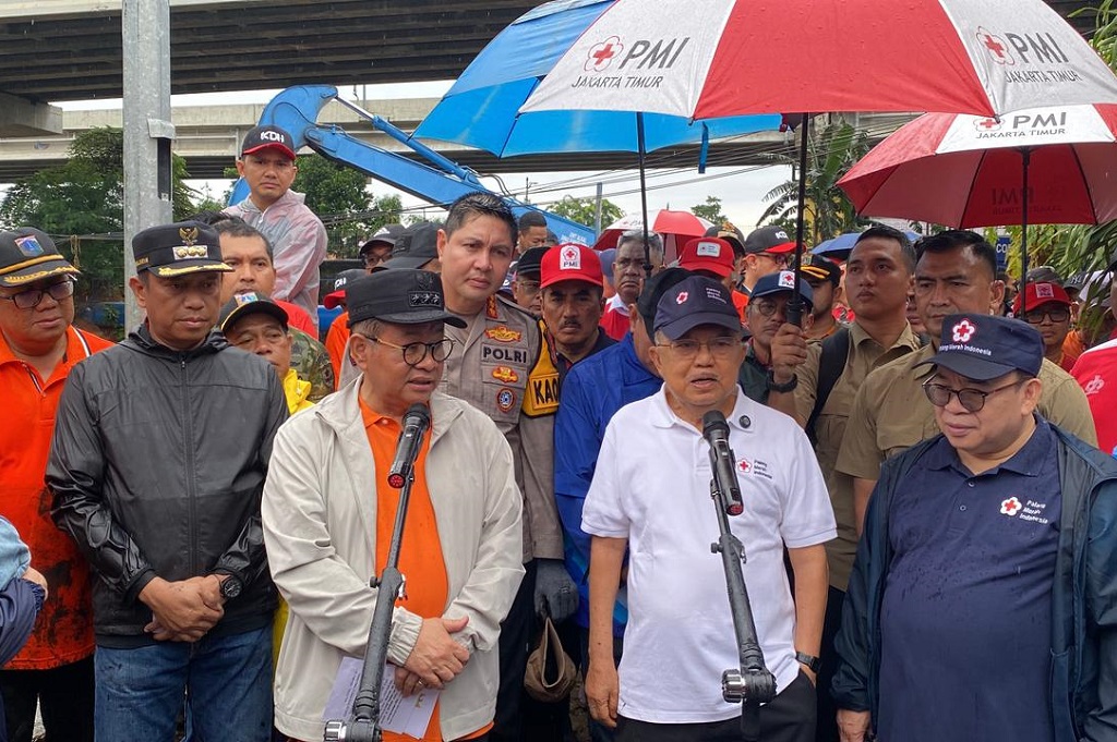 Jusuf Kalla: Kalau Banjir Jangan Marahi Gubernur Jakarta, Marahi Diri Sendiri