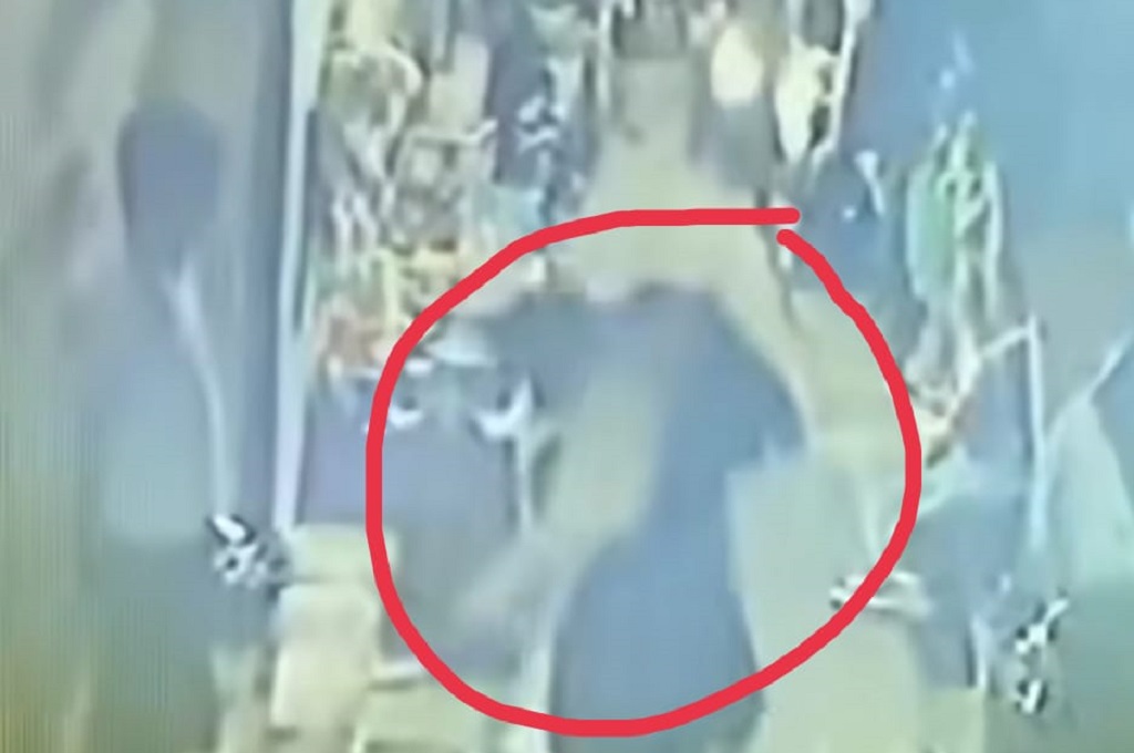 Viral Pria Diduga Gendong Mayat di Tambora Jakbar, Warga Resah