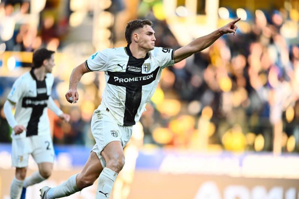 Striker Parma Buka Peluang Gabung AC Milan, Rossoneri Siap Bergerak Striker Parma Buka Peluang Gabung AC Milan, Rossoneri Siap Bergerak
