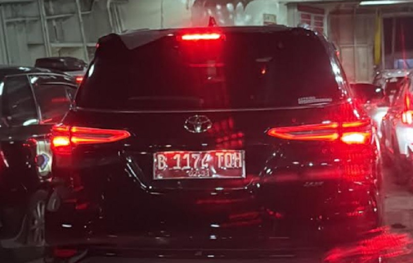 Pemprov DKI Bantah Ada Mobil Dinas Digunakan untuk Mudik Pemprov DKI Bantah Ada Mobil Dinas Digunakan untuk Mudik