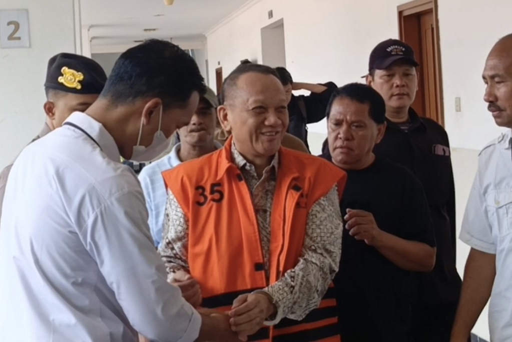 Banding Ditolak, Eks Sekretaris MA Nurhadi Tetap Dihukum 5 Tahun Penjara Banding Ditolak, Eks Sekretaris MA Nurhadi Tetap Dihukum 5 Tahun Penjara