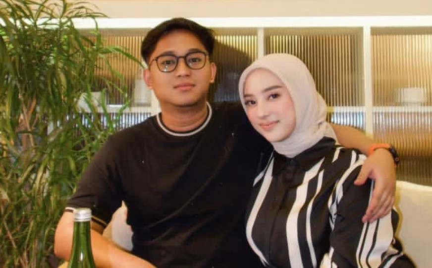 Istri Doni Salmanan Unggah Curhatan Mengharukan, 4 Tahun Penantian Penuh Air Mata Istri Doni Salmanan Unggah Curhatan Mengharukan, 4 Tahun Penantian Penuh Air Mata
