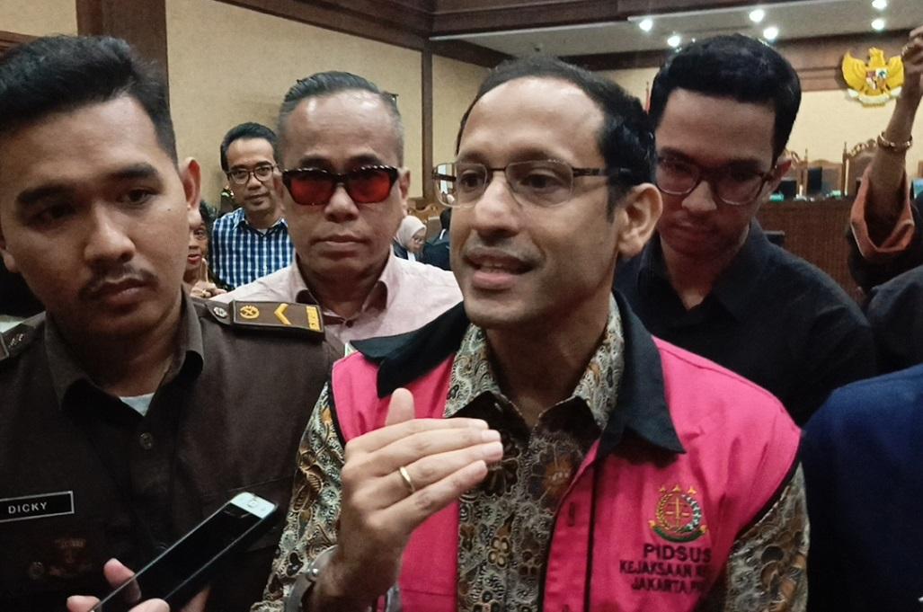 Ibam Divonis Besok terkait Kasus Chromebook, Nadiem: Kami Berdoa untuk Beliau Ibam Divonis Besok terkait Kasus Chromebook, Nadiem: Kami Berdoa untuk Beliau