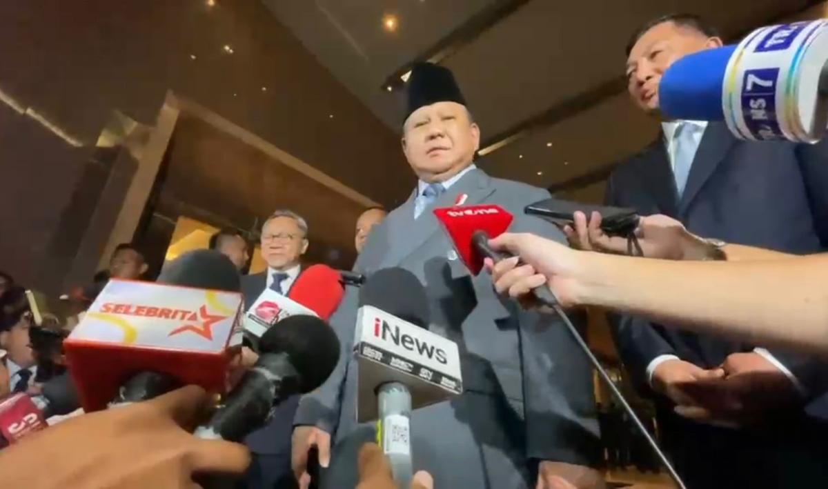 Cerita Prabowo Kondangan ke Nikahan El Rumi dan Syifa Hadju, Makan Kari Laksa Cerita Prabowo Kondangan ke Nikahan El Rumi dan Syifa Hadju, Makan Kari Laksa