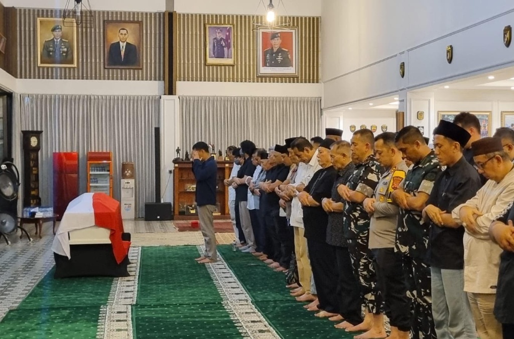 Jenazah Eks Menhan Ryamizard Ryacudu Disalatkan Hari Ini, Dimakamkan di TMP Kalibata Besok Jenazah Eks Menhan Ryamizard Ryacudu Disalatkan Hari Ini, Dimakamkan di TMP Kalibata Besok