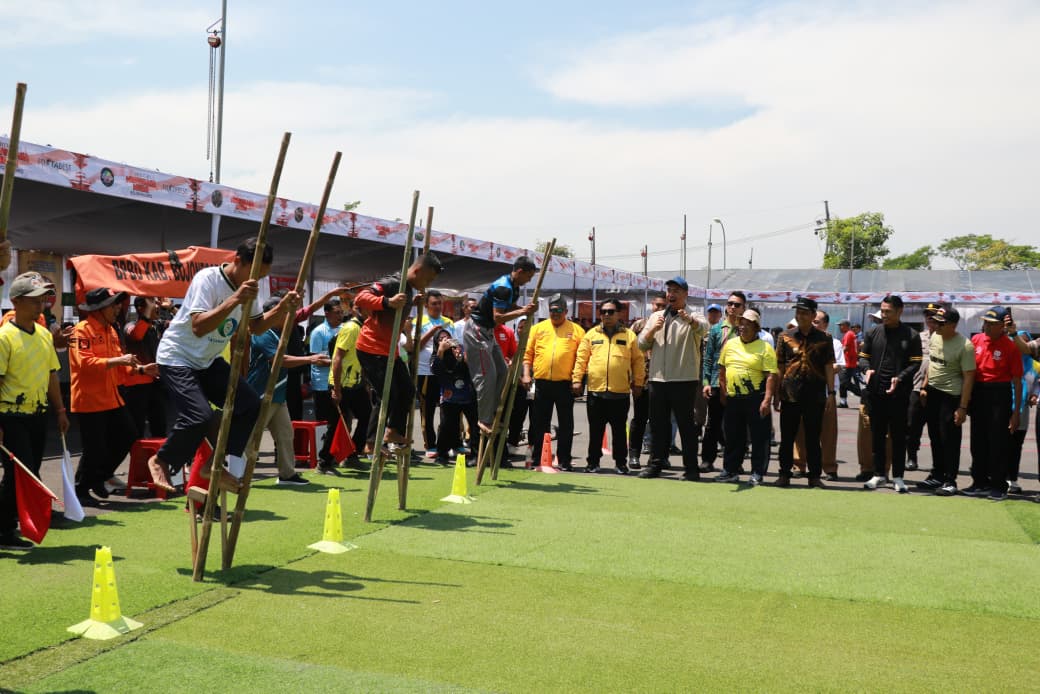 Kunjungi Bojonegoro, Menpora Puji Festival Olahraga Tradisional: Sinergi Budaya dan Prestasi Kunjungi Bojonegoro, Menpora Puji Festival Olahraga Tradisional: Sinergi Budaya dan Prestasi