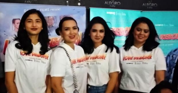 Adu Akting Dengan Aktor Muda Begini Reaksi Ira Wibowo