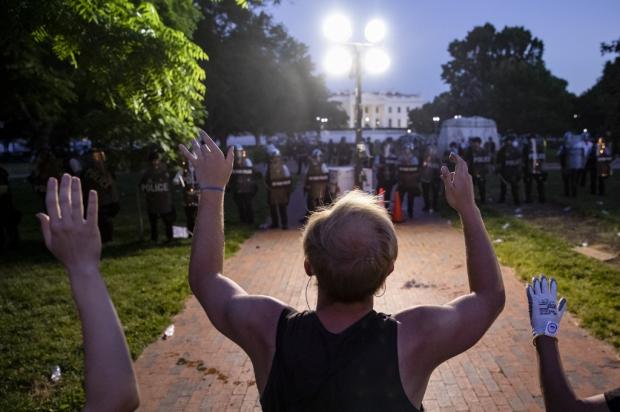 Ibu Kota As Washington Dc Berlakukan Jam Malam Tentara Bersiaga