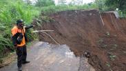 Tanah Longsor Sepanjang 60 Meter di Magelang, Jalan Antardesa Terputus