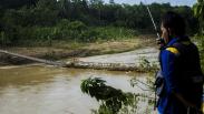 Jembatan Gantung Desa Pasir Tanjung Lebak Putus Diterjang Banjir