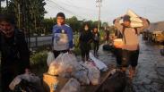Relawan Pemuda Salurkan Bantuan untuk Korban Banjir Semarang