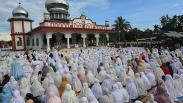 Jemaah Syattariah Aceh Sholat Idul Fitri Hari Ini, Begini Suasananya