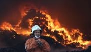 Gudang Penyimpanan Barang Elektronik Ludes Terbakar di Surabaya
