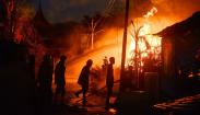 Kebakaran Pangkalan Gas di Padang Pariaman, Api Membubung Tinggi