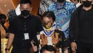 Masih Gunakan Penyangga Leher, Roy Suryo Ditahan Polda Metro Jaya