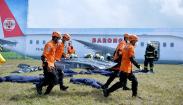 Asap Hitam Mengepul, Penumpang Berhamburan Keluar Pesawat di Bandara Ngurah Rai