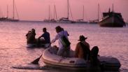 Kapal Layar Peserta Wonderful Sail Indonesia Berlabuh di Pulau Bawean Kapal Layar Peserta Wonderful Sail Indonesia Berlabuh di Pulau Bawean