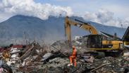 Tim SAR Terus Berusaha Mencari Korban Gempa di Petobo dan Balaroa