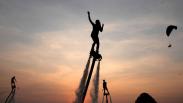 Atraksi Flyboard di Ajang F8 Makassar Pukau Wisatawan