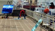 Kenalkan Ikon Surabaya, 80 Seniman Melukis Pelabuhan Tanjung Perak