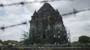 Atap Candi Kalasan Dibongkar BPCB Yogyakarta