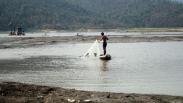 Musim Kemarau Panjang, Air Bendungan Selorejo Surut