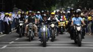 Presiden Jokowi bersama 195 Komunitas Motor Konvoi Keliling Kota Bandung