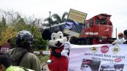 Spiderman dan Mickey Mouse Bantu Sosialisasi Keselamatan Kereta Api