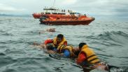 Basarnas Gelar Simulasi Penyelamatan Korban Kebakaran Kapal Laut