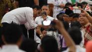 Aksi Jokowi Nge-vlog Bareng Warga Makassar