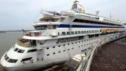 Melihat Kemegahan Kapal Pesiar Mewah Italia saat Bersandar di Surabaya