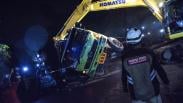 Sopir Minibus Terjepit 6 Jam setelah Tertimpa Truk di Sukabumi