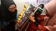 Mahasiswi UM Surabaya Buat Media Belajar Matematika dari Limbah Plastik