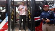 Jelang Lengser, Gus Ipul Jajal Suroboyo Bus